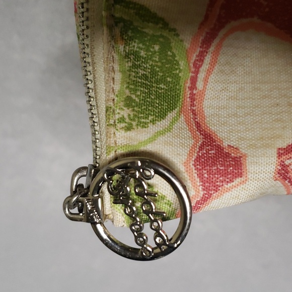 COACH Poppy Signature Summer Large Bag Purse Spacious Zipper closure EUC - Picture 9 of 16